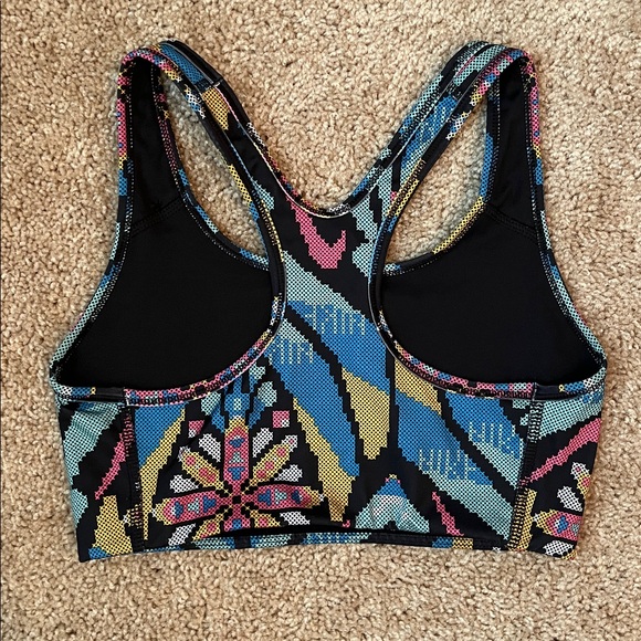 Nike cross stitch Racer Back Sports Bra - Picture 3 of 4